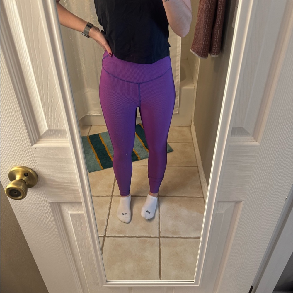 Lululemon base pace 25” ribbed tight